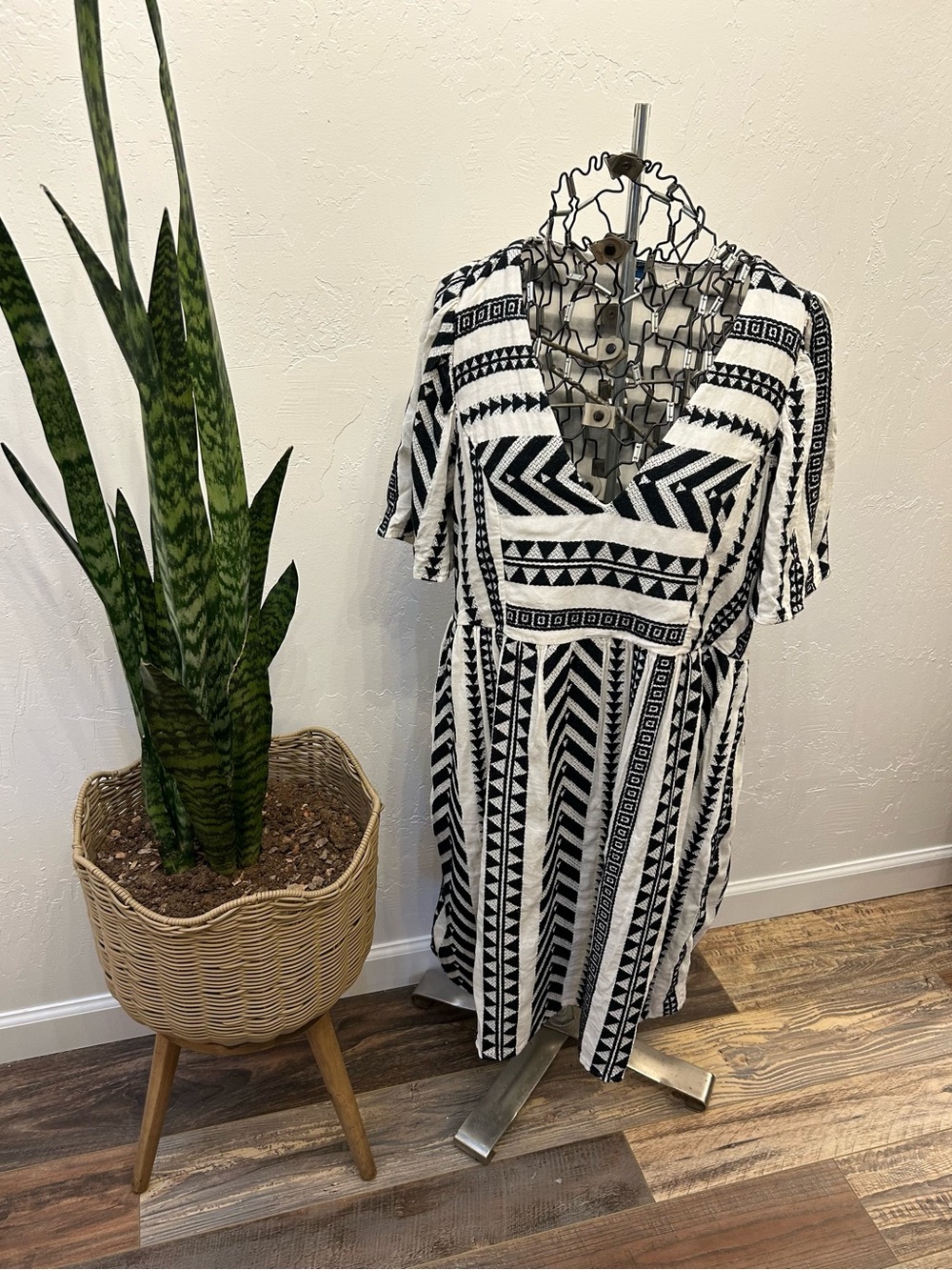 Black & White Geometric Mini Dress Women's Small Boho Southwestern